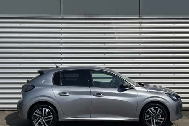 Peugeot 208 (2021) thumbnail 4