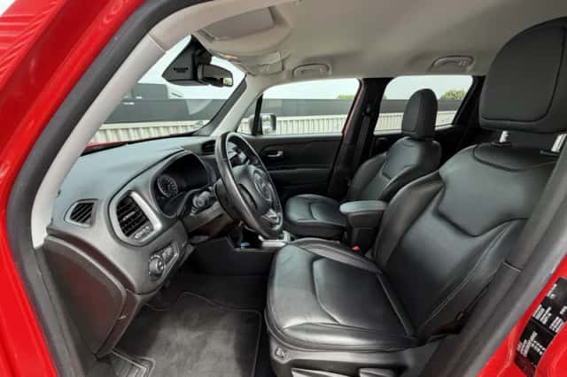 Jeep Renegade (2019) thumbnail 5