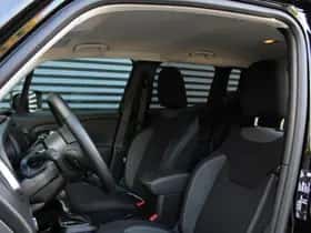 Jeep Renegade (2024) thumbnail 11