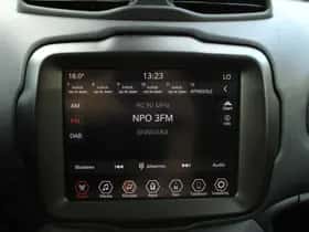 Jeep Renegade (2024) thumbnail 20