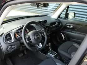 Jeep Renegade (2024) thumbnail 25