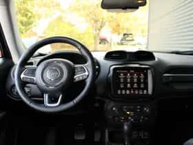 Jeep Renegade (2024) thumbnail 26