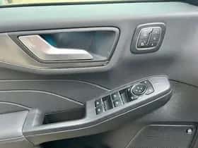 Ford Kuga (2026) thumbnail 9