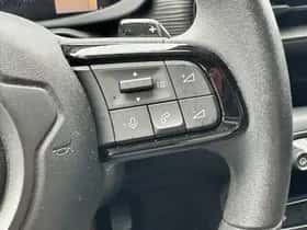 Jeep Avenger (2024) thumbnail 23