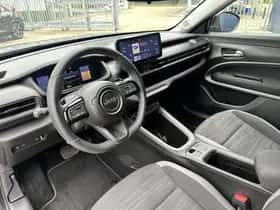 Jeep Avenger (2024) thumbnail 7