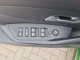 Peugeot 308 (2022) thumbnail 13