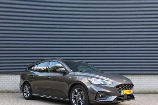 Ford Focus (2020) thumbnail 4