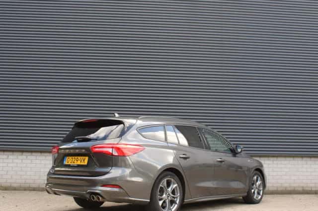 Ford Focus (2020) thumbnail 6