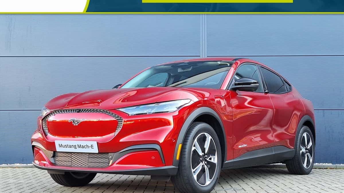 Ford Mustang Mach-E (2026) — foto 1