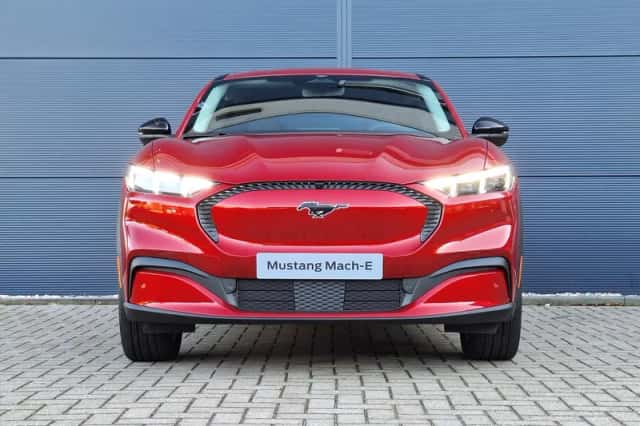 Ford Mustang Mach-E (2026) thumbnail 2