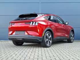 Ford Mustang Mach-E (2026) thumbnail 5
