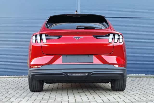 Ford Mustang Mach-E (2026) thumbnail 5
