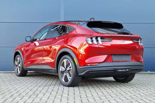 Ford Mustang Mach-E (2026) thumbnail 6