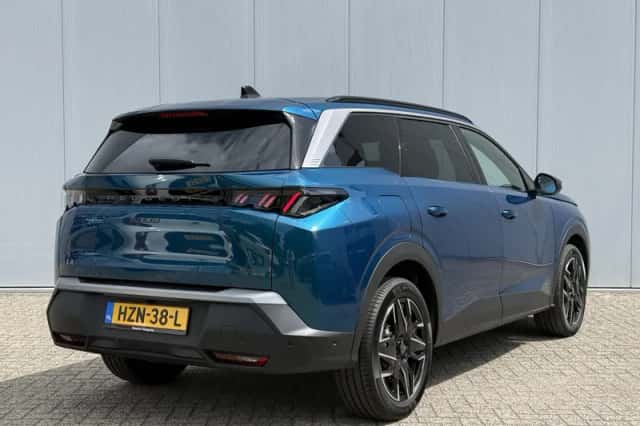 Peugeot 5008 (2025) thumbnail 5