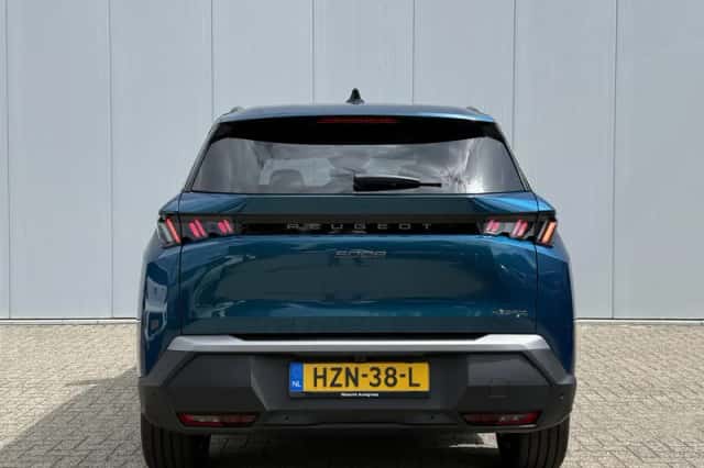 Peugeot 5008 (2025) thumbnail 6