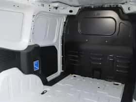 Ford Transit Courier (2024) thumbnail 11