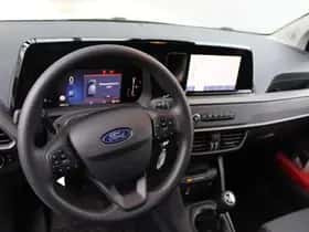Ford Transit Courier (2024) thumbnail 16