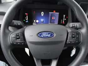 Ford Transit Courier (2024) thumbnail 17