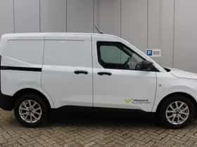Ford Transit Courier (2024) thumbnail 5