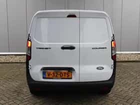 Ford Transit Courier (2024) thumbnail 9