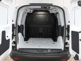 Ford Transit Courier (2024) thumbnail 10