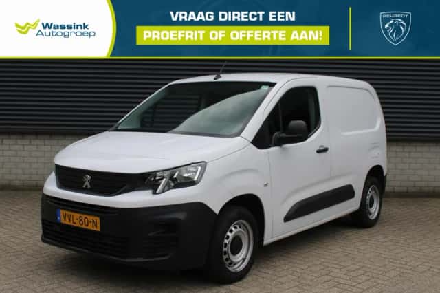 Peugeot Partner (2023) thumbnail 1