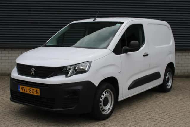 Peugeot Partner (2023) thumbnail 2