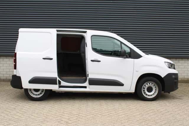 Peugeot Partner (2023) thumbnail 5