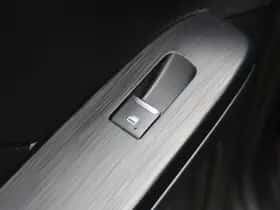 Ford Kuga (2024) thumbnail 17