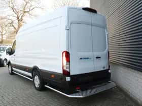 Ford E-Transit (2026) thumbnail 4