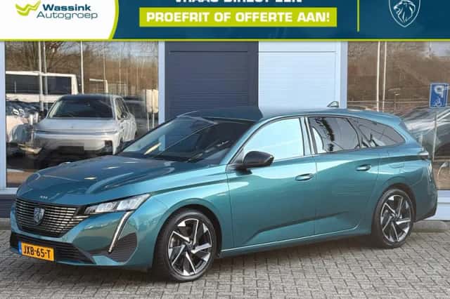 Peugeot 308 (2022) thumbnail 1