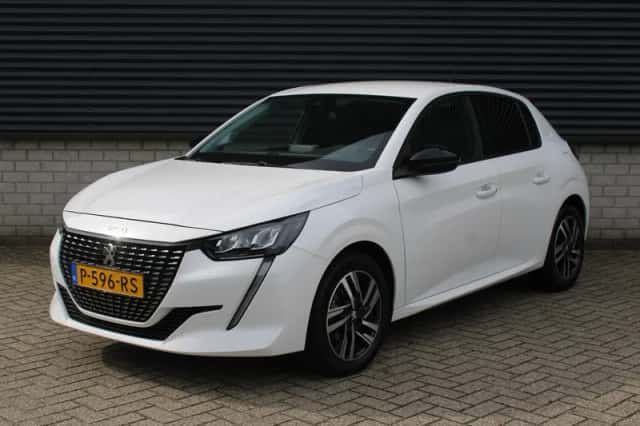 Peugeot 208 (2022) thumbnail 2