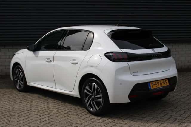 Peugeot 208 (2022) thumbnail 4