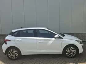 Hyundai i20 (2024) thumbnail 4