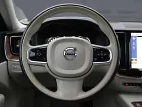 Volvo XC60 (2019) thumbnail 14