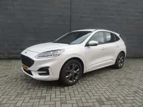 Ford Kuga (2021) thumbnail 2
