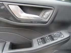 Ford Kuga (2021) thumbnail 28