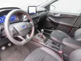 Ford Kuga (2021) thumbnail 10