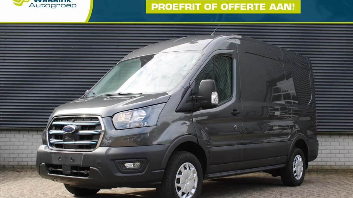 Ford E-Transit (2024) — foto 1