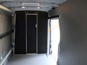 Ford E-Transit (2026) thumbnail 26