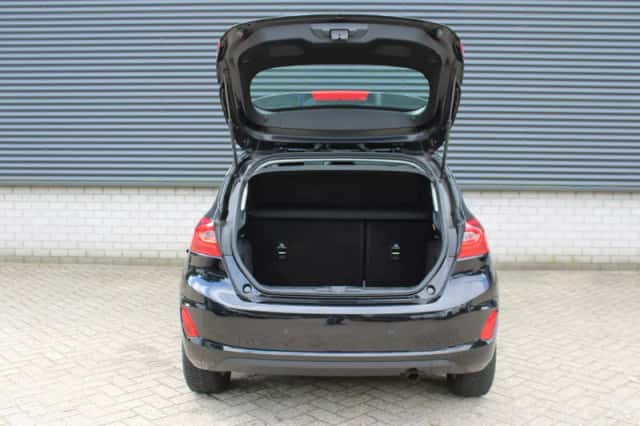 Ford Fiesta (2021) thumbnail 6