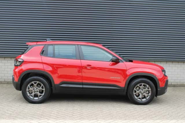 Jeep Avenger (2025) thumbnail 5