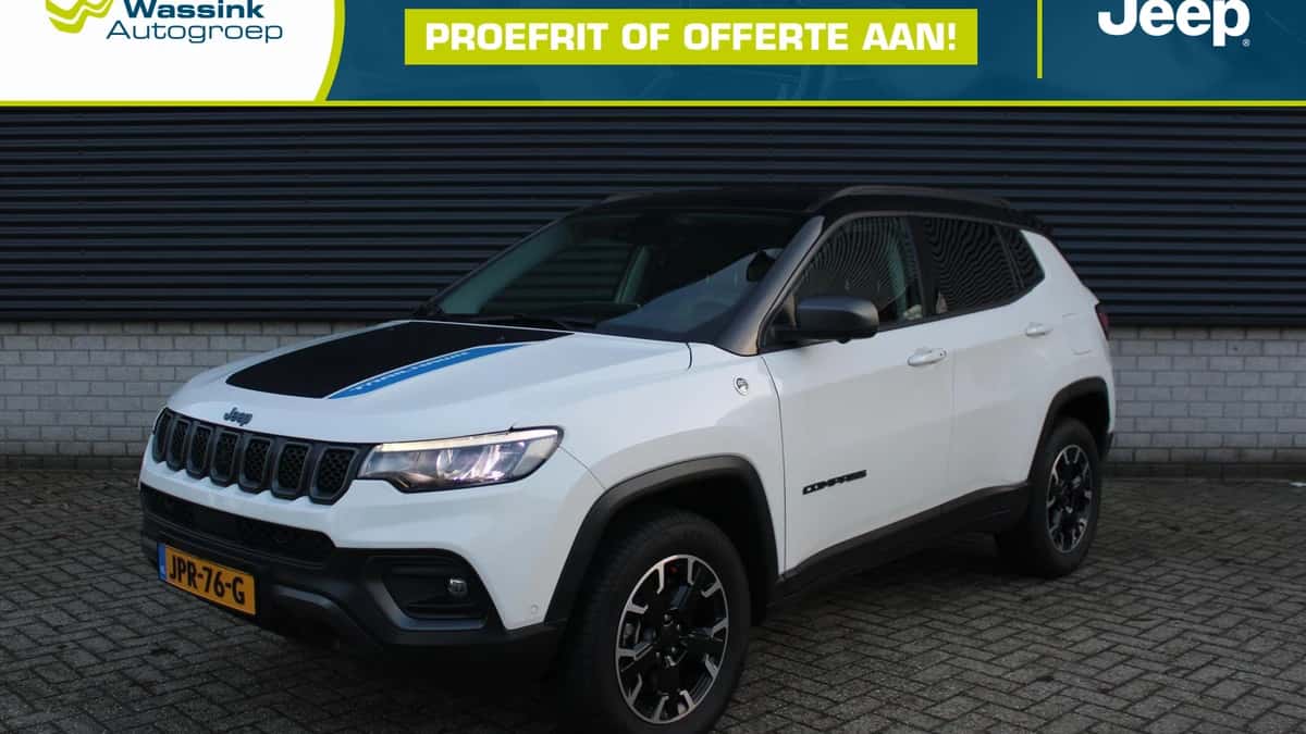 Jeep Compass (2022) — foto 1