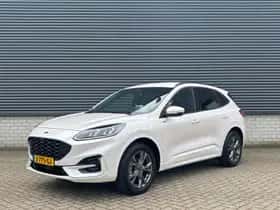 Ford Kuga (2022) thumbnail 2