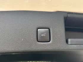 Ford Kuga (2022) thumbnail 13