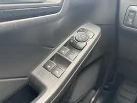 Ford Kuga (2022) thumbnail 26
