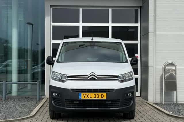 Citroën Berlingo (2023) thumbnail 4
