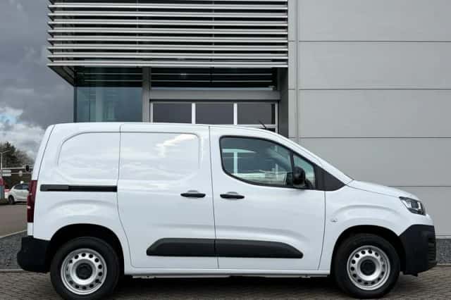 Citroën Berlingo (2023) thumbnail 5