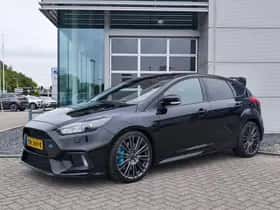Ford Focus (2016) thumbnail 2