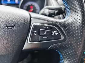 Ford Focus (2016) thumbnail 31